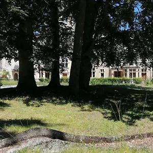 D'hotes Dans Le Domaine Du Chateau De Saint-geoire Saint-Geoire-en-Valdaine